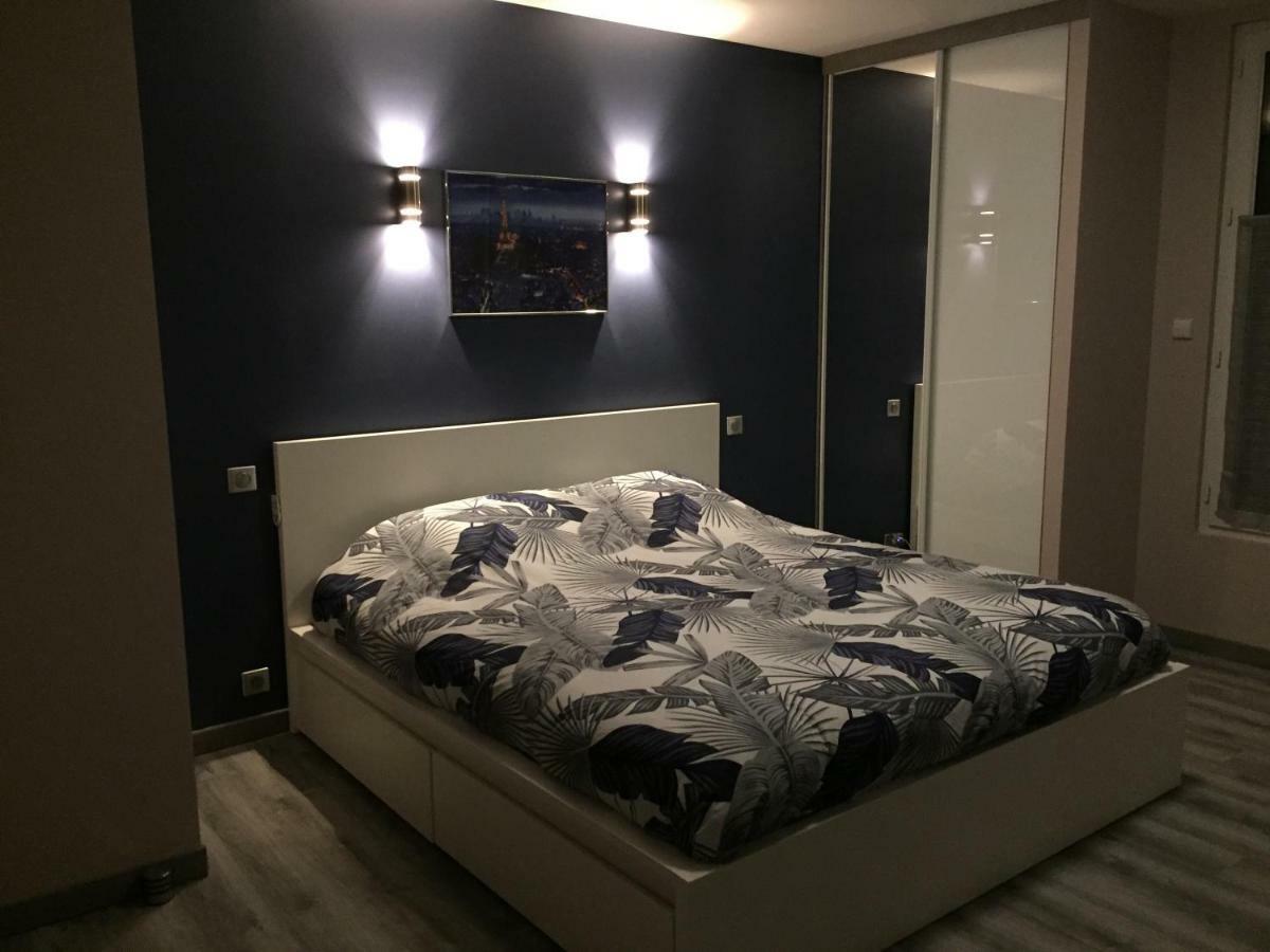 La Maison Parisienne Maison Deux Pieces A Louer Au Pied Du Metro メゾン・アルフォール エクステリア 写真